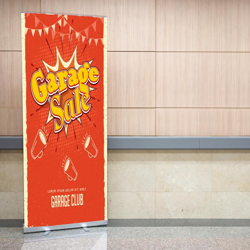 GARAGE SALE BANNER RETRACTABLE